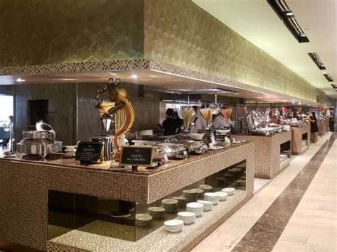 bai hotel buffet price|The best dinner buffet .